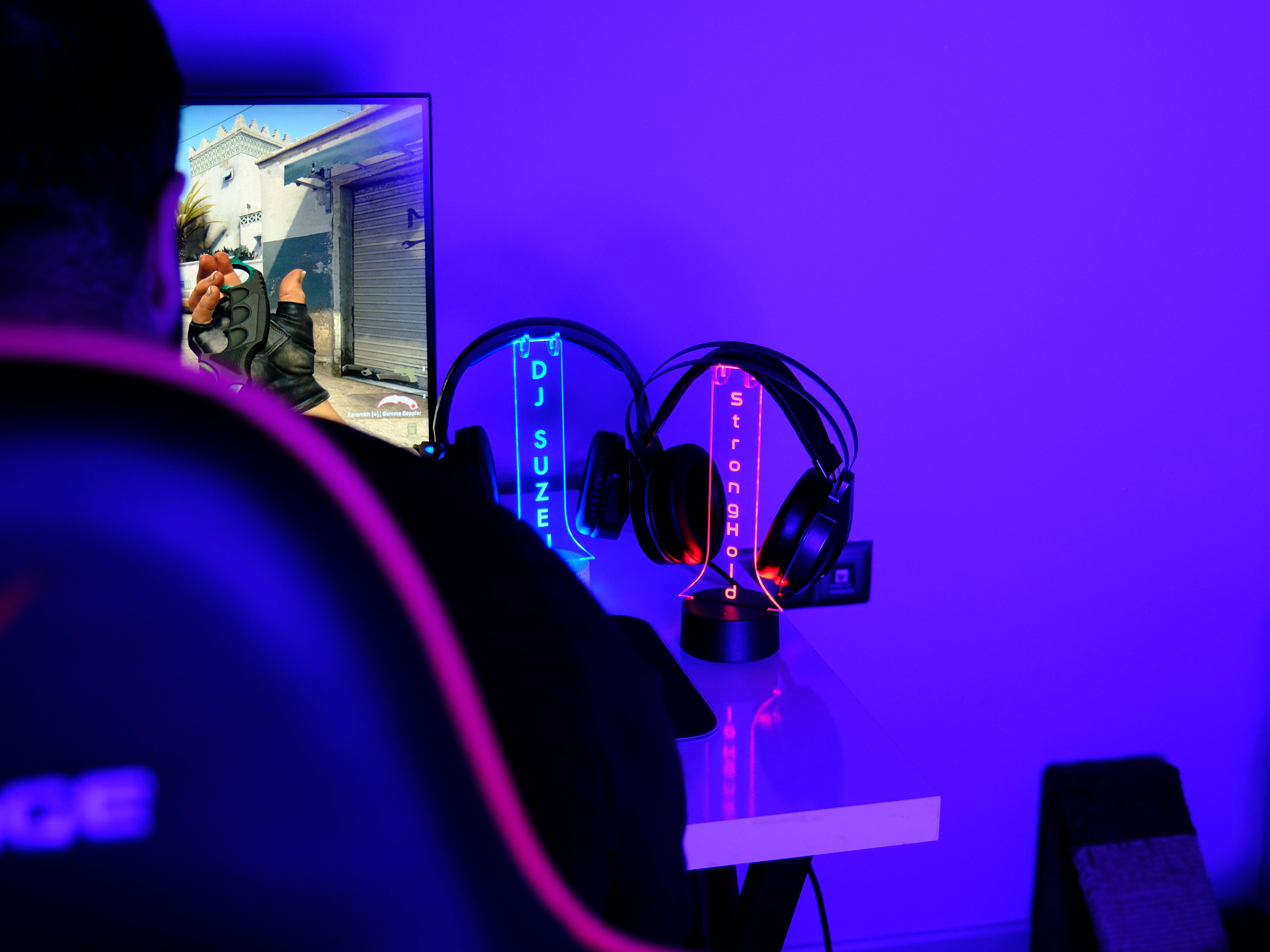 Gamer Tag Headphone Stand