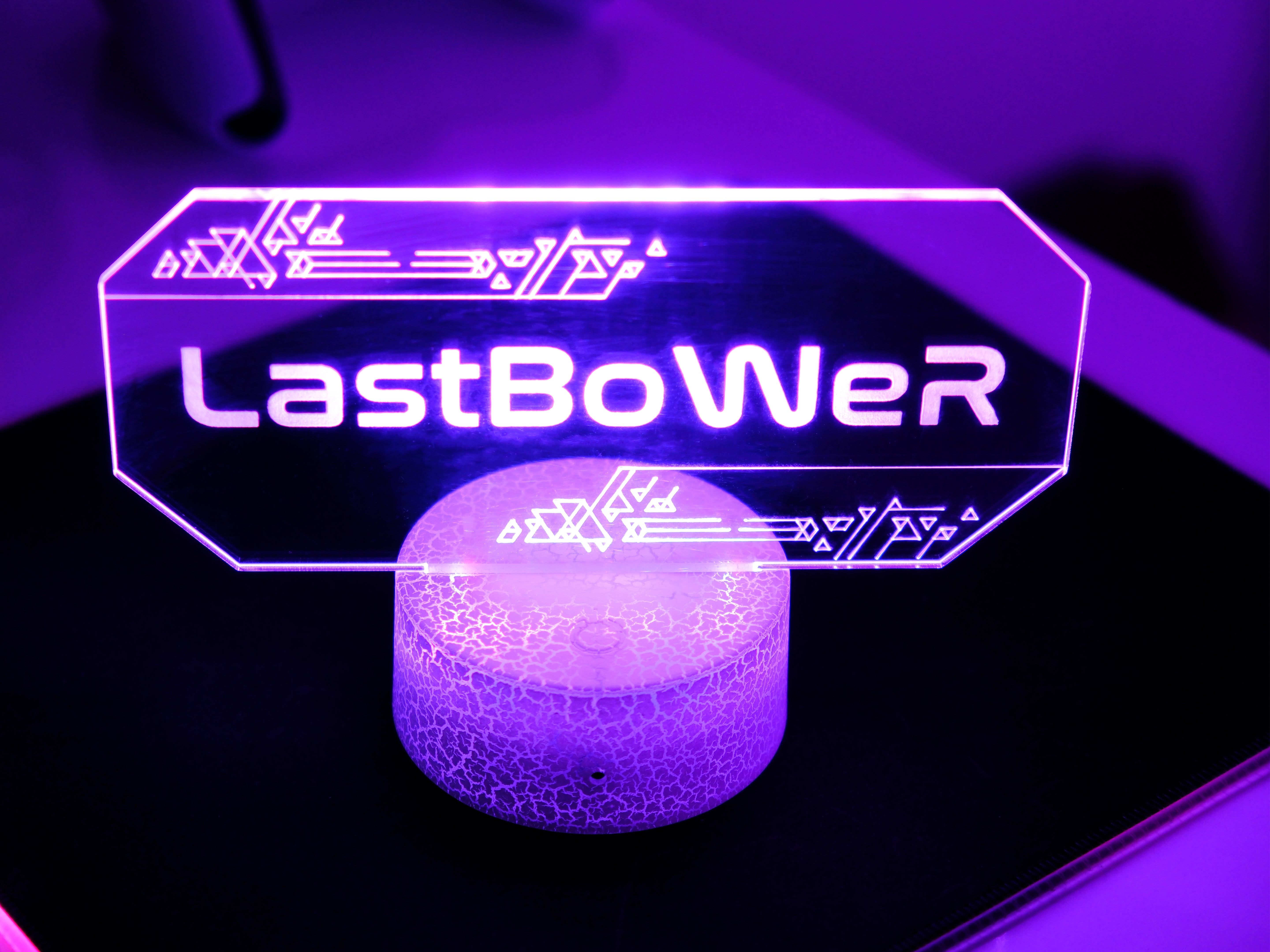 Nickname Desk Lamp – Personalized RGB LED Name Light for Desk & Gaming Setup