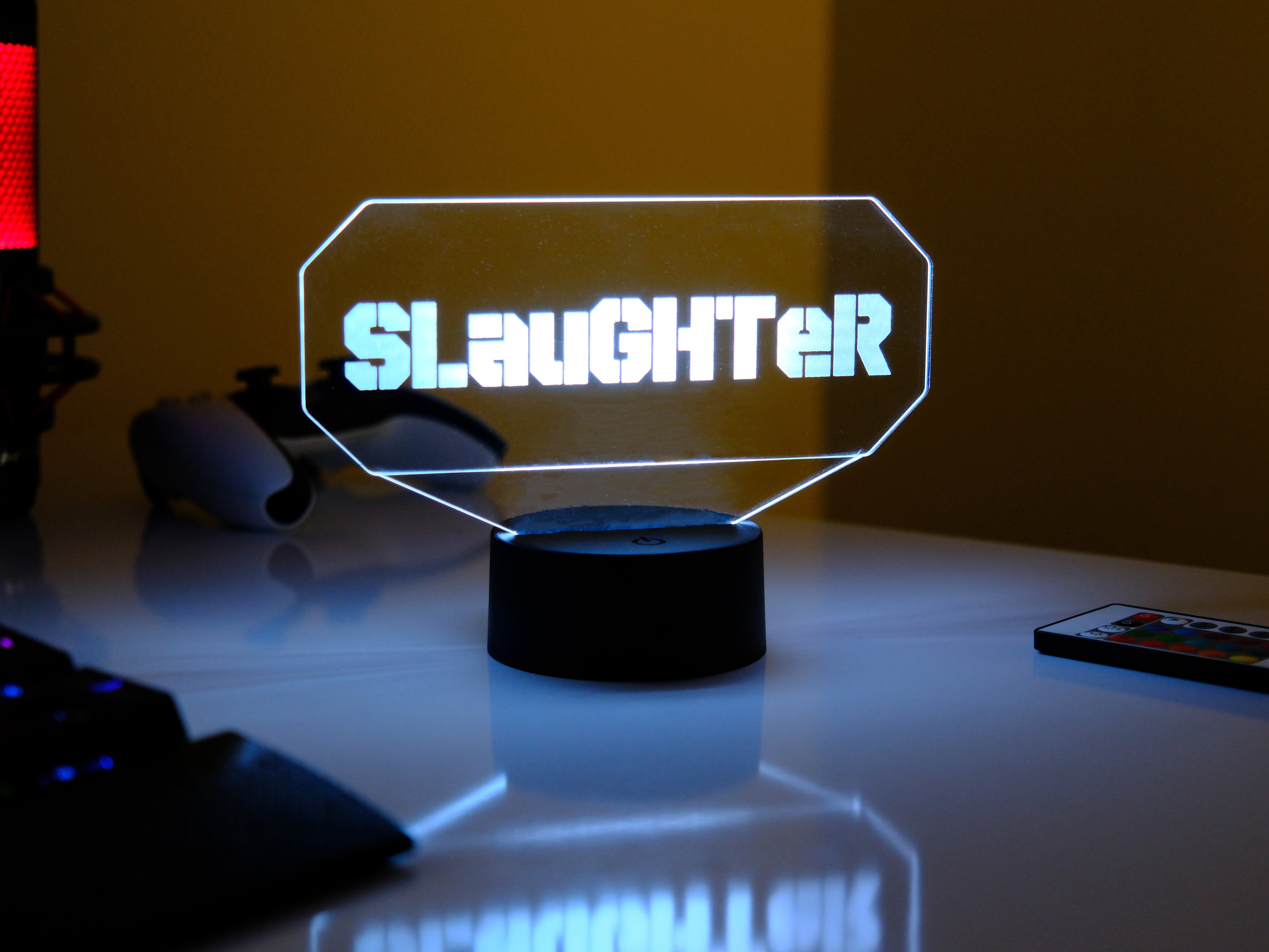 Nickname Desk Lamp 2 – Personalized RGB LED Name Light with Modern Design