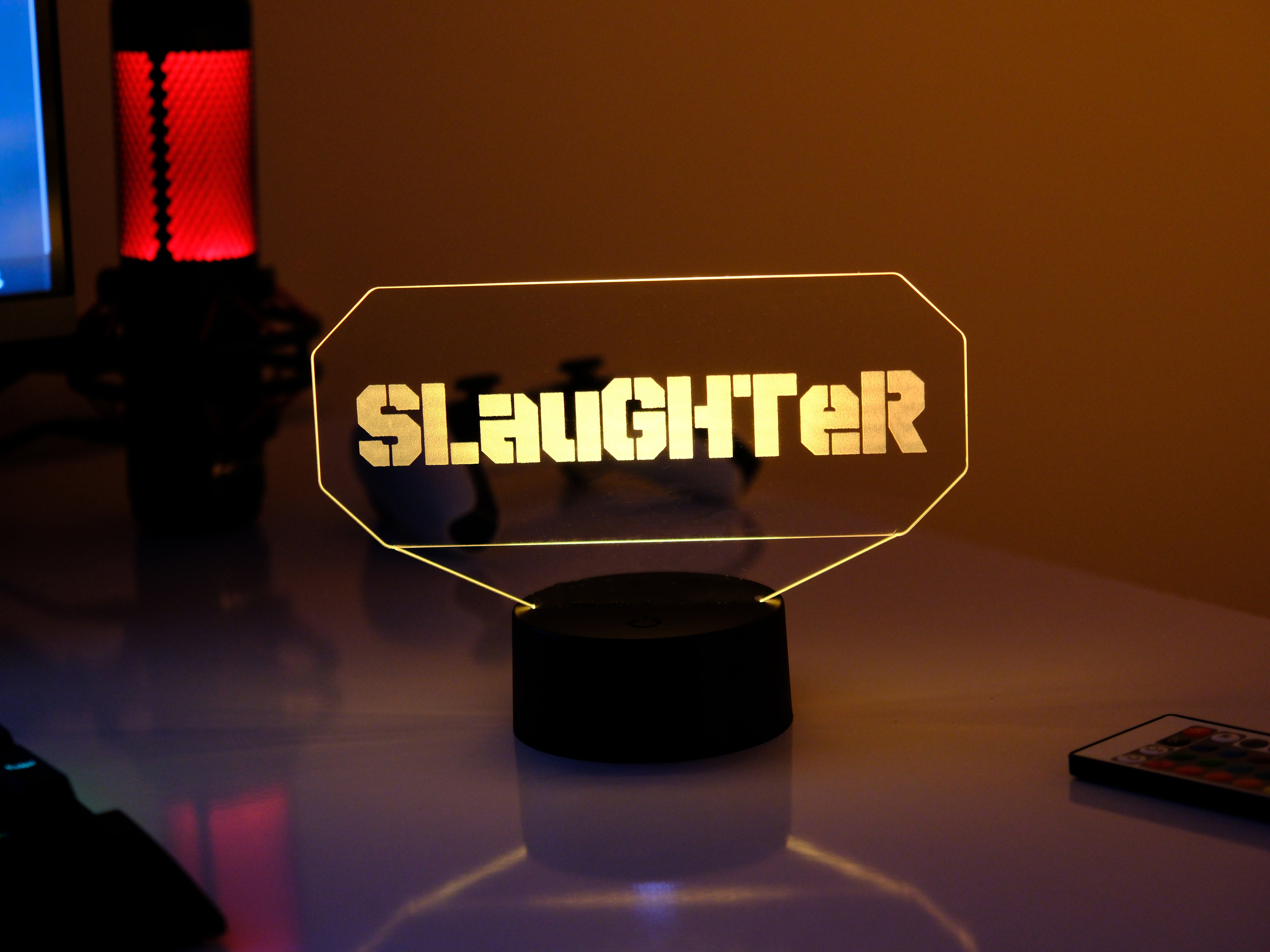 Nickname Desk Lamp 2 – Personalized RGB LED Name Light with Modern Design