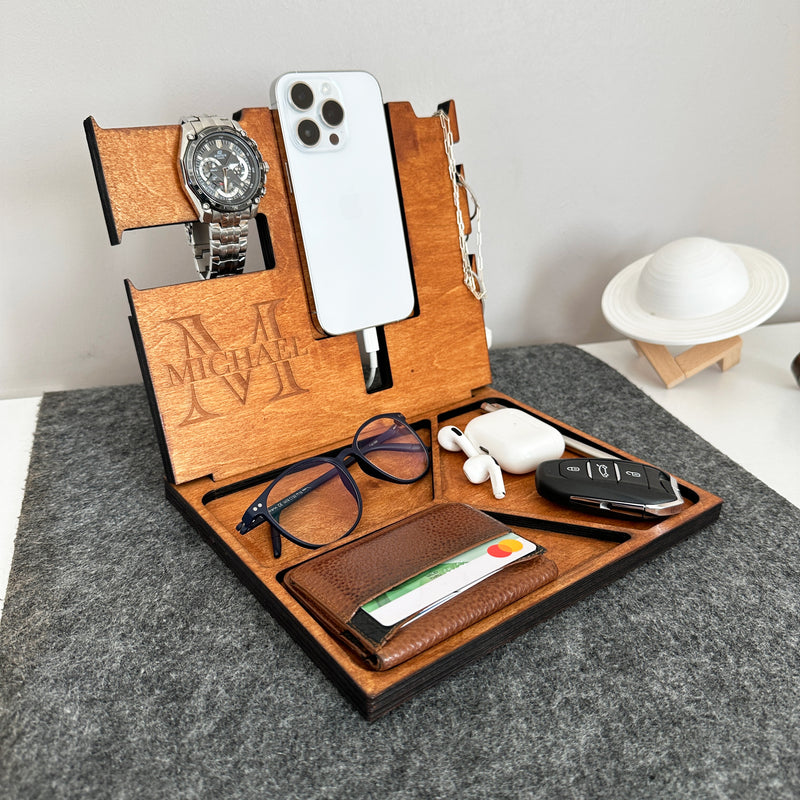 Modern Wooden Organizer Station – Phone, Keys, Sunglasses & Gadget Holder